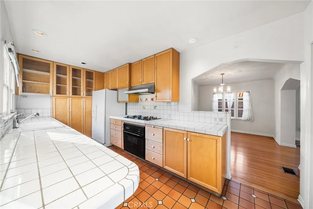 3727 Walnut, Long Beach, California 90807 home-pic-11